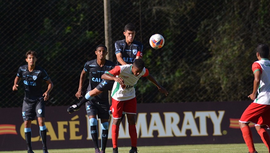 Tubarãozinho empata na estreia do Paranaense Sub-19
